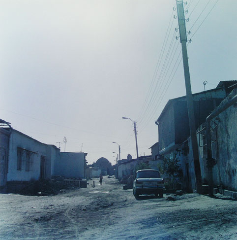 06CB044-03.jpg