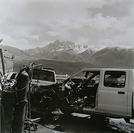 07B051-05.jpg